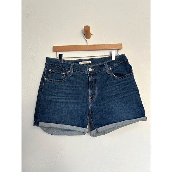 Levi's Women's Size 32 Mid Rise Mid Length Short - Picture 2 of 9